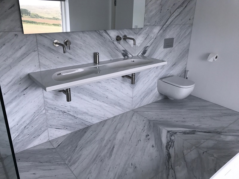 marble bathrooms by Everything Stone